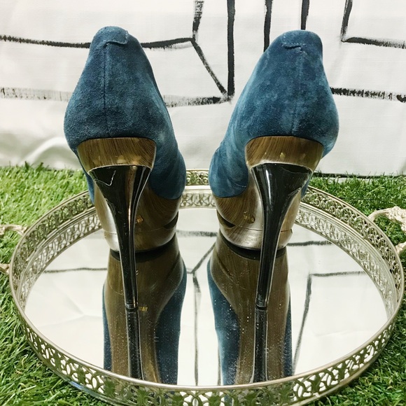 Jessica Simpson SOLD - Picture 3 of 5